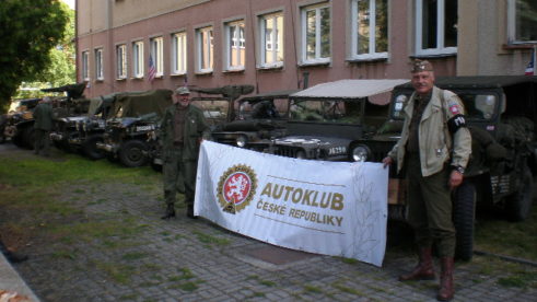 240 mil po demarkační linii