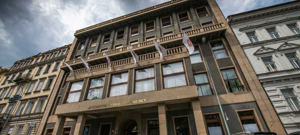 Poslanec Juříček chtěl Autoklubu sebrat 50 milionů