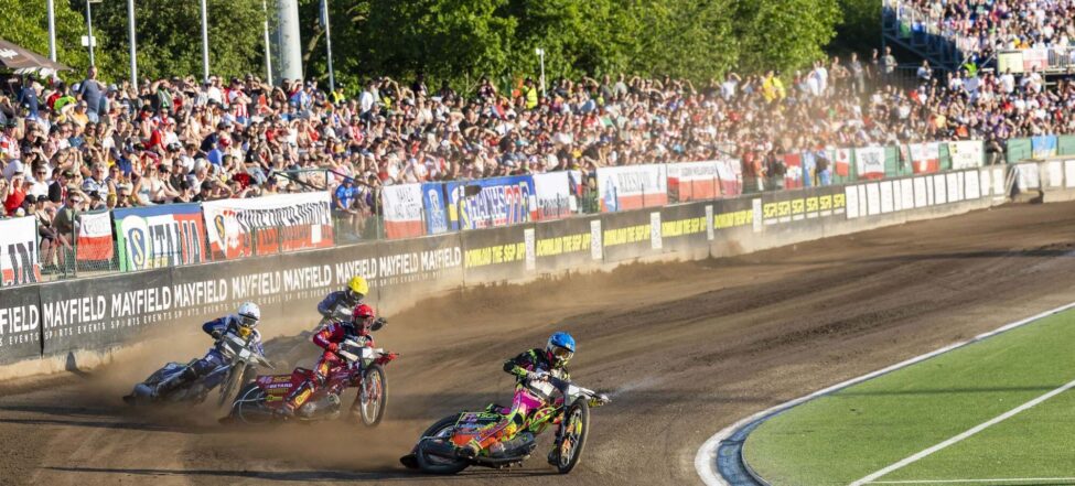 Světová plochá dráha v Praze s fantastickou atmosférou