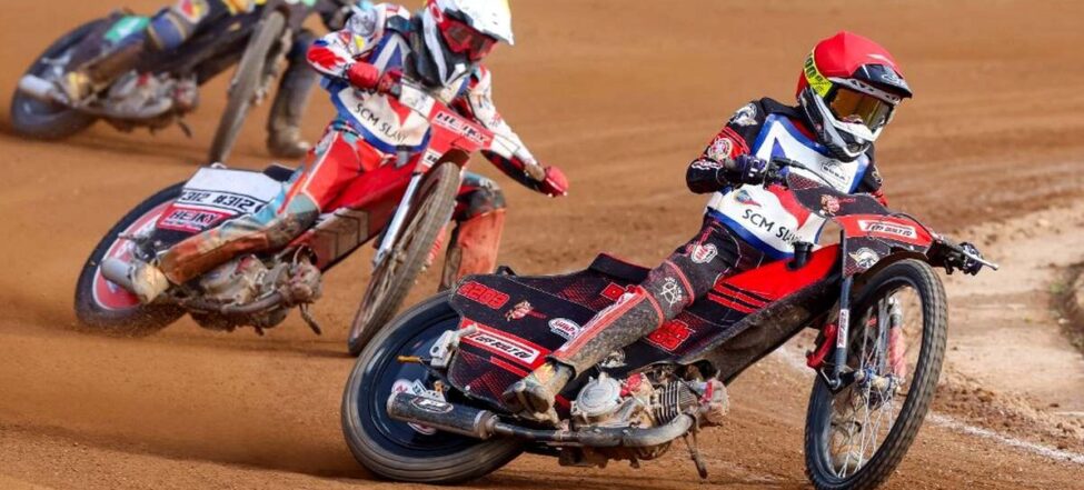 Elitní plochodrážní půlrok v Pardubicích završilo ME do 125 ccm